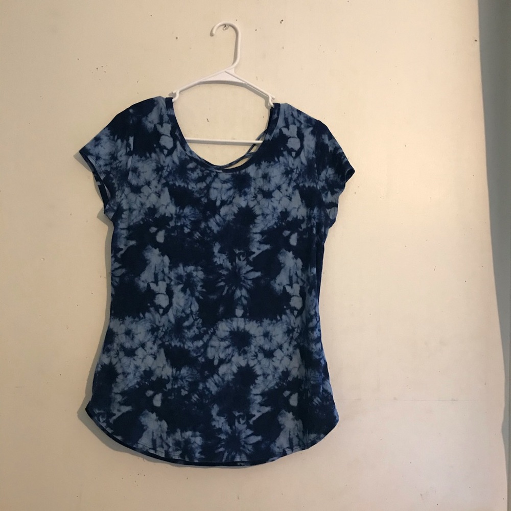 NO BOUNDARIES blue tye dye thin shirt SIZE S/M